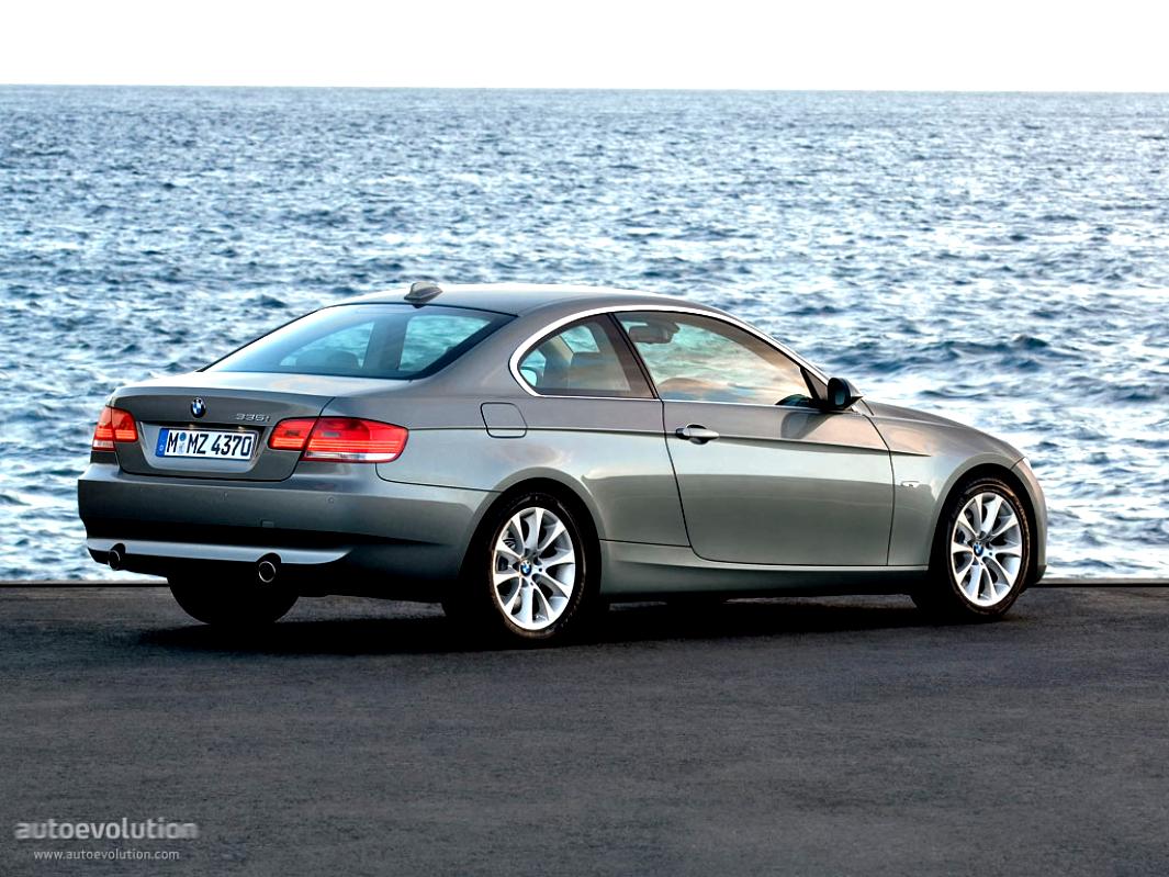 BMW 3 Series Coupe E92 2010 #63