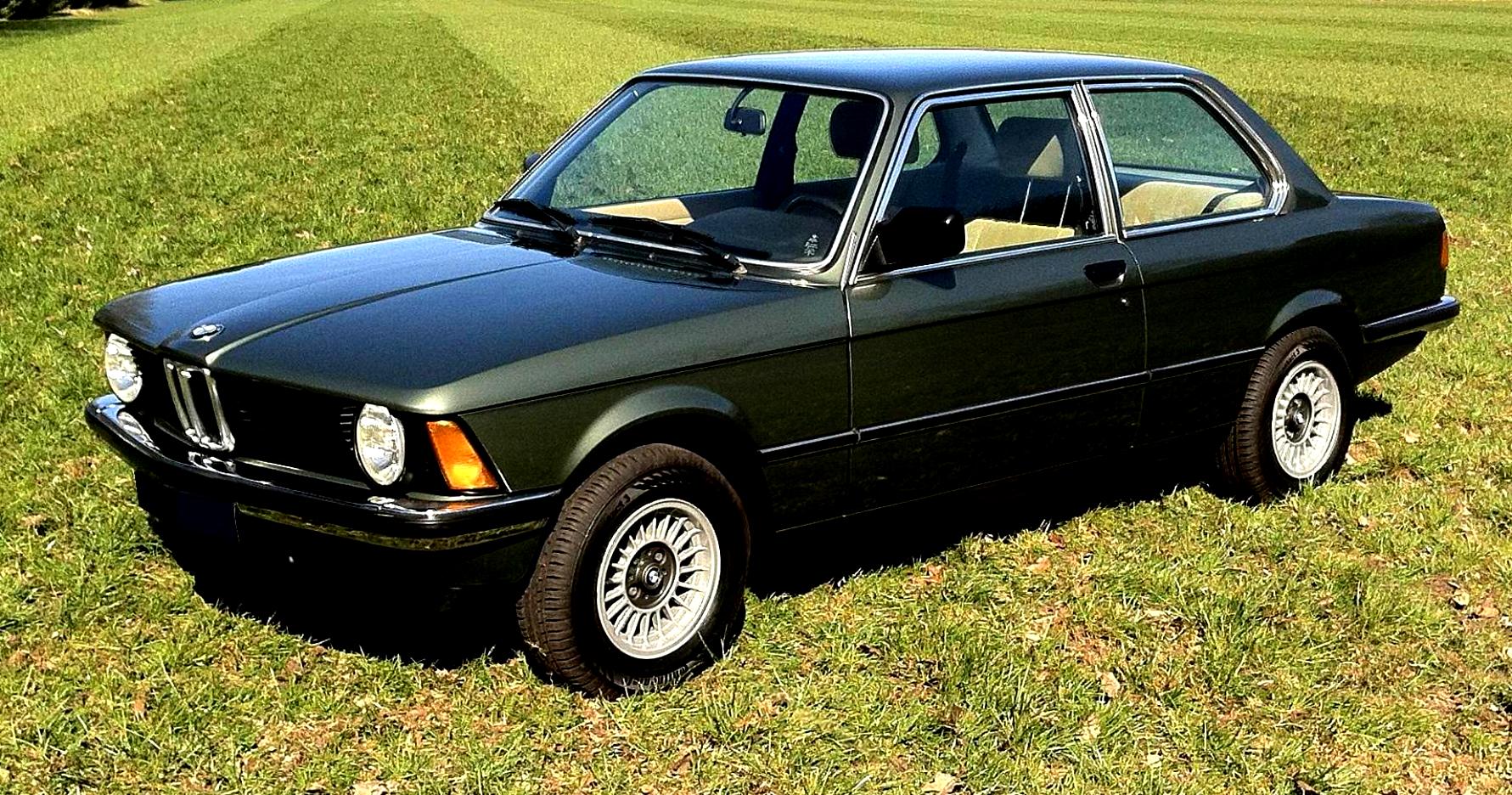 BMW 3 Series Sedan E30 1982 #2