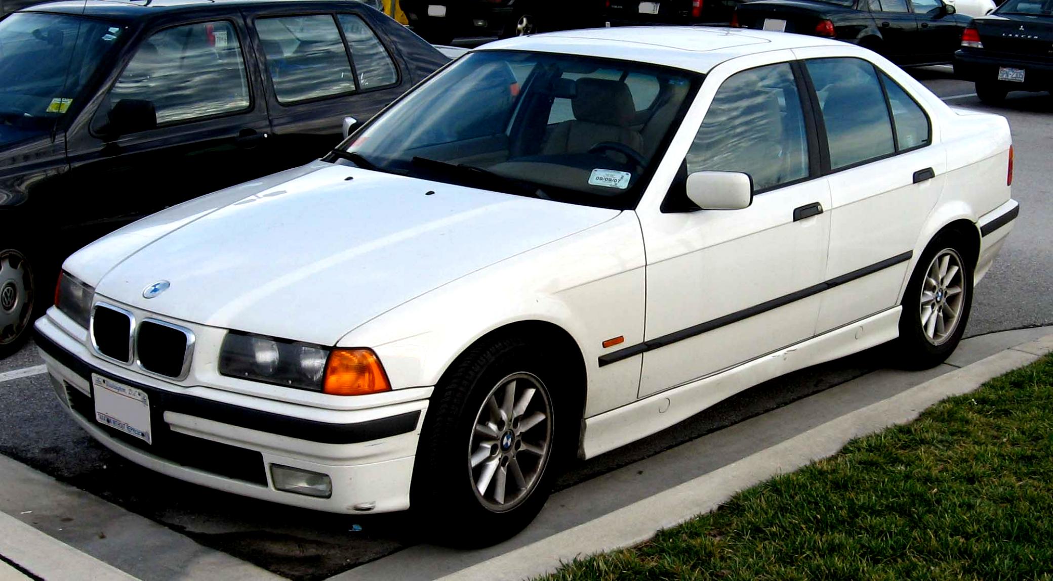 BMW 3 Series Sedan E36 1991 #2