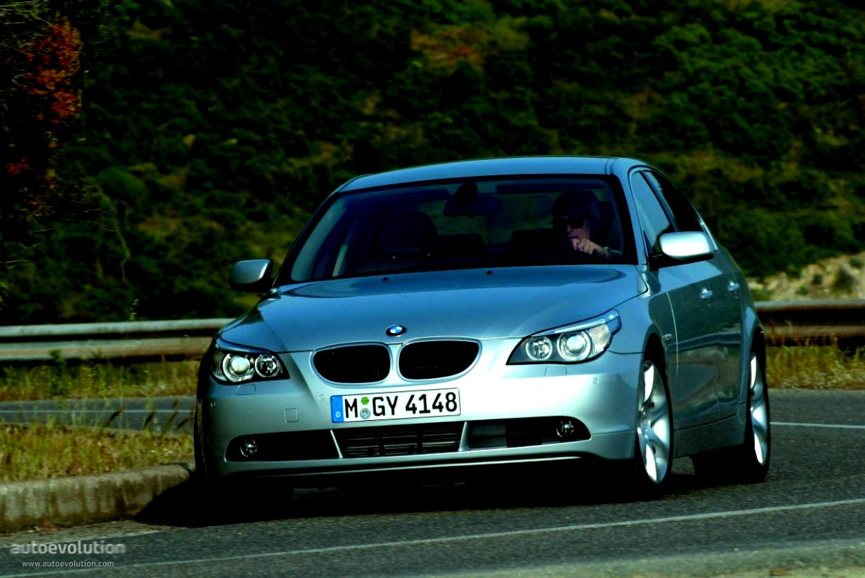 BMW 5 Series E60 2003 #10