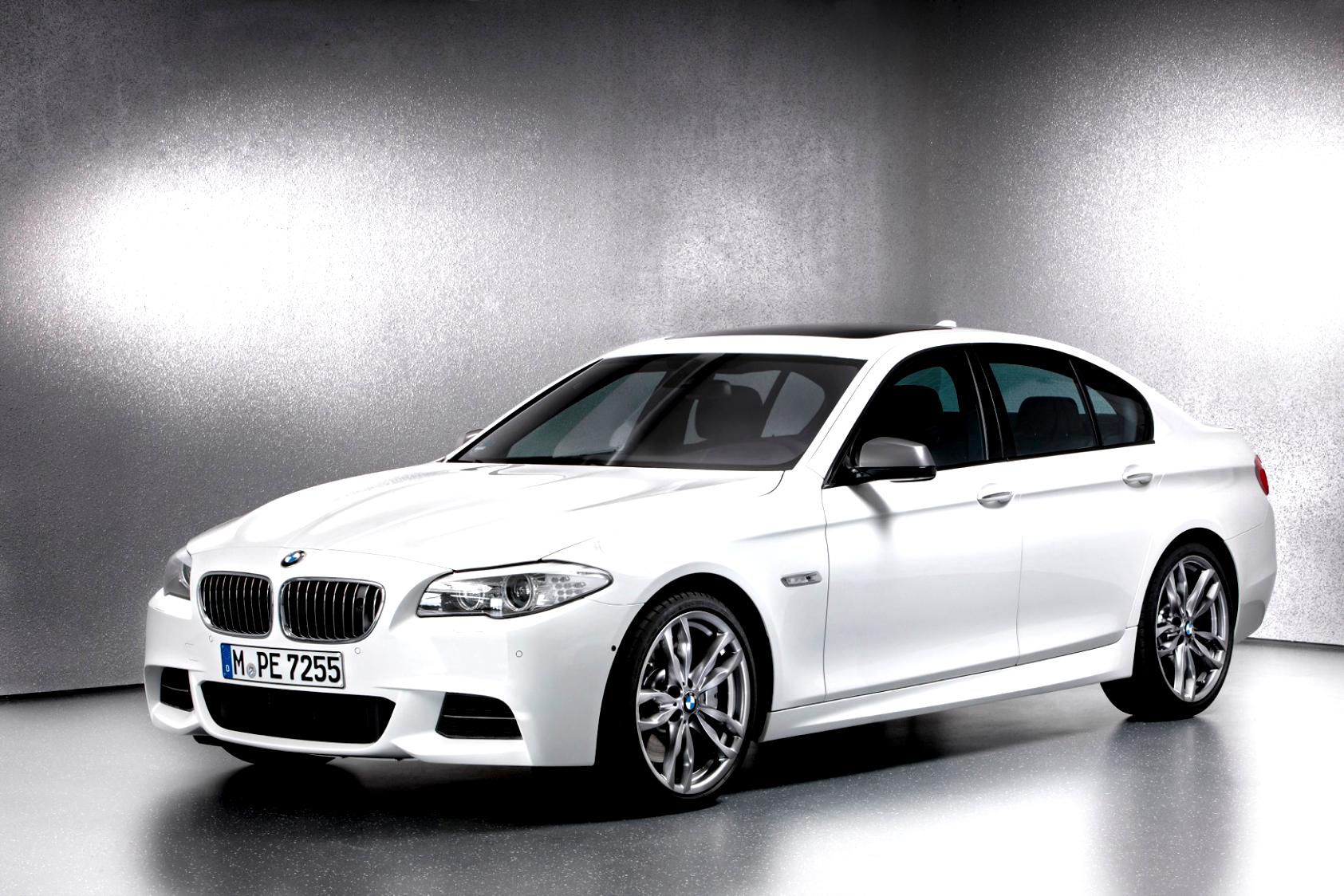 BMW 5 Series F10 LCI 2013 #98