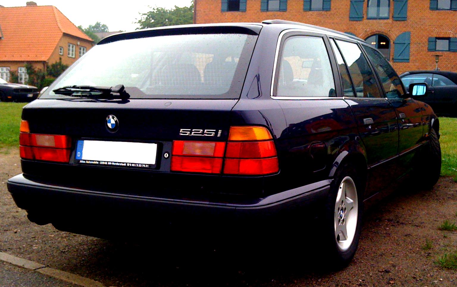 BMW 5 Series Touring E34 1992 #2