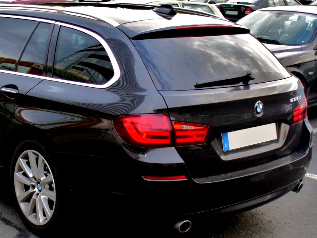 BMW 5 Series Touring F11 2010 #31