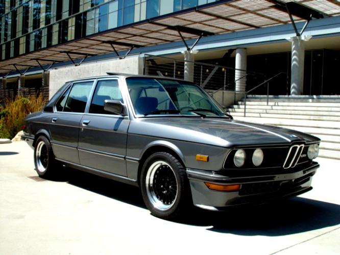 BMW M 535i E12 1979 #4
