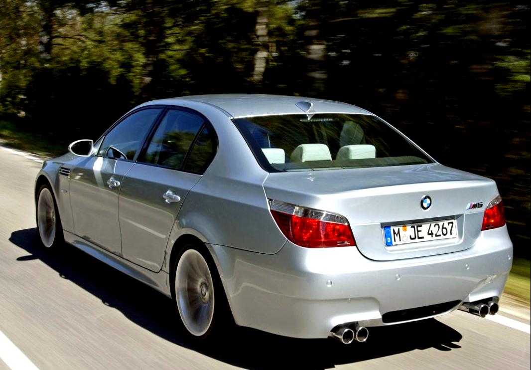 BMW M5 E60 2005 #10