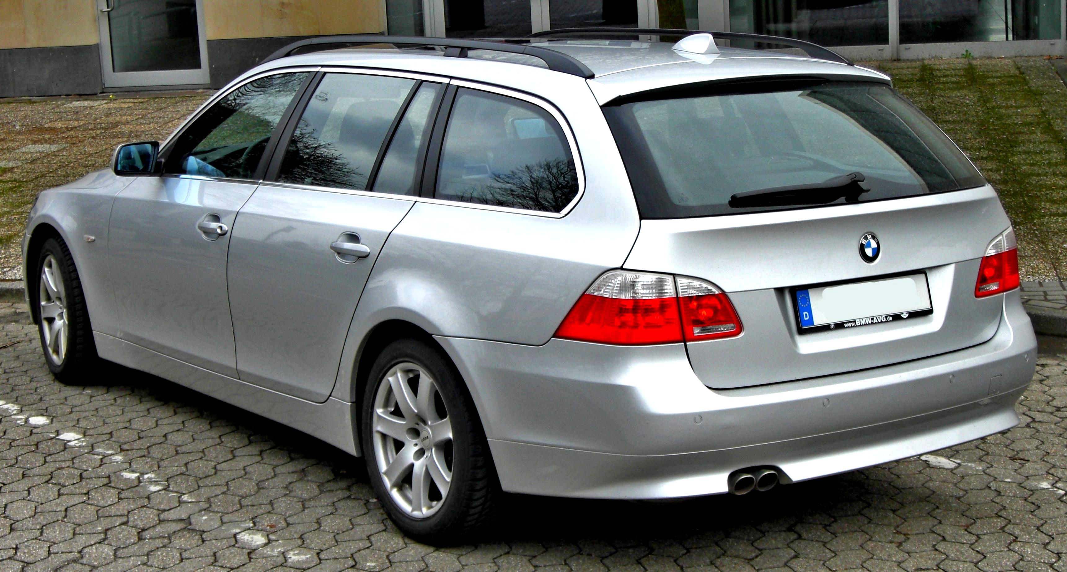 BMW M5 Touring E61 2007 #9