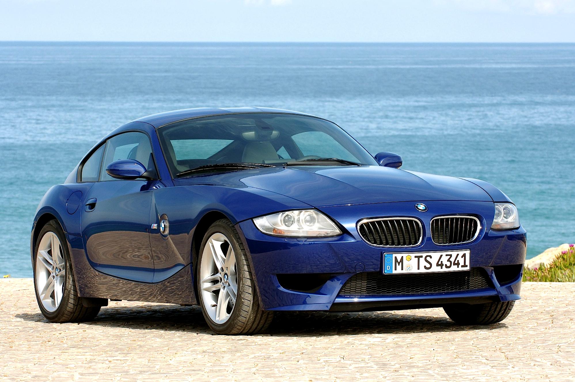 Бмв двухместная. BMW z4 Coupe. BMW z4 m Coupe. BMW z4m Coupe e86. 2008 BMW z4 m Coupe.