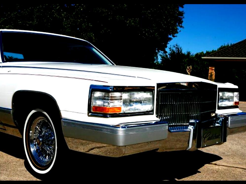 Cadillac Brougham 1992 #29
