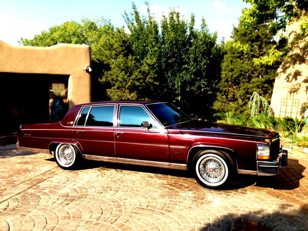 Cadillac Brougham 1992 #48