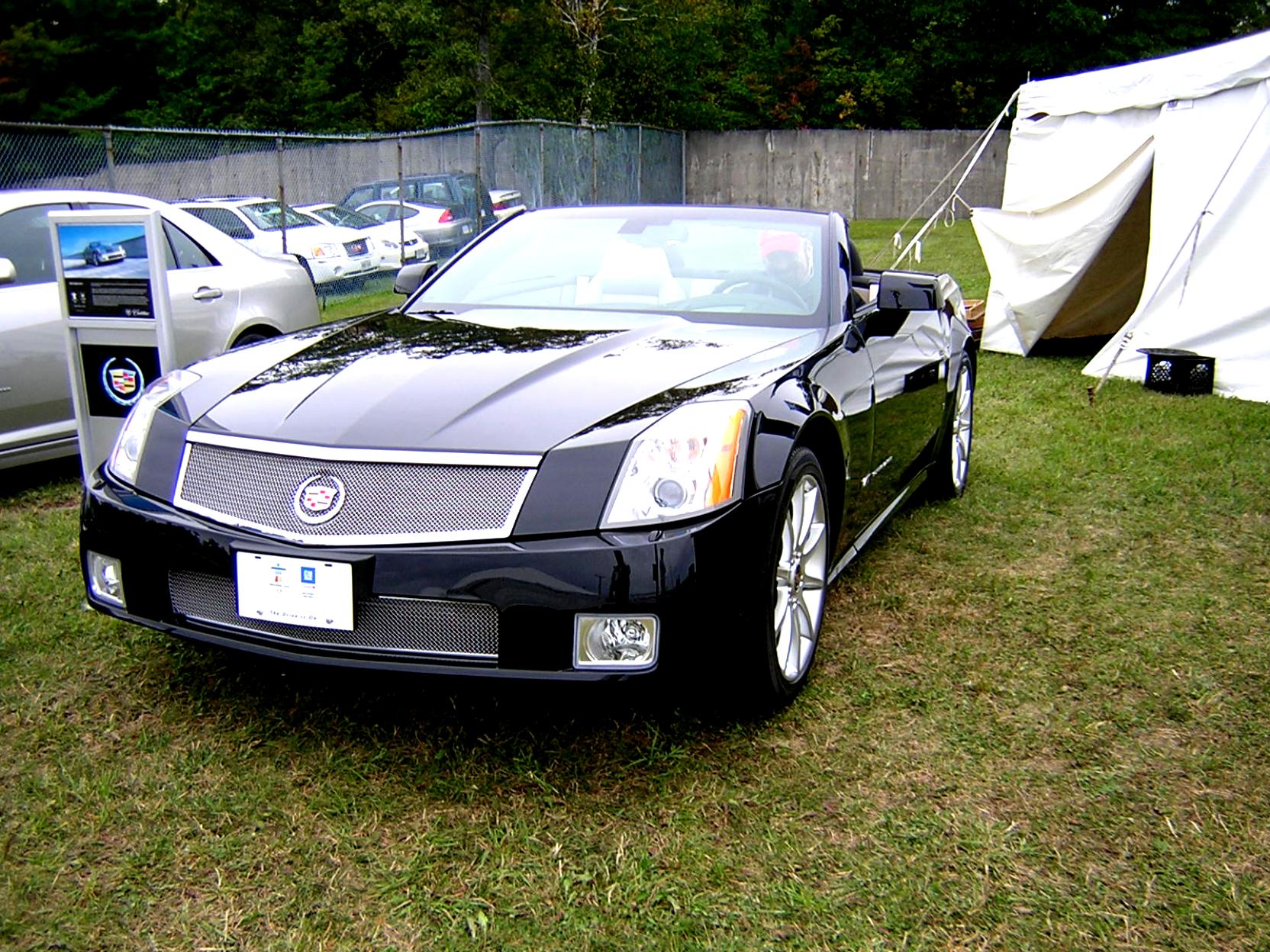 Cadillac XLR-V 2005 #10