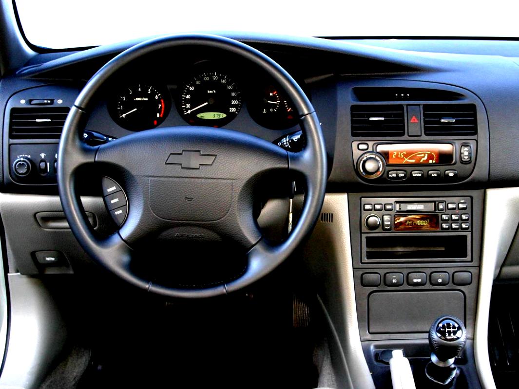 Chevrolet Evanda 2004 #11