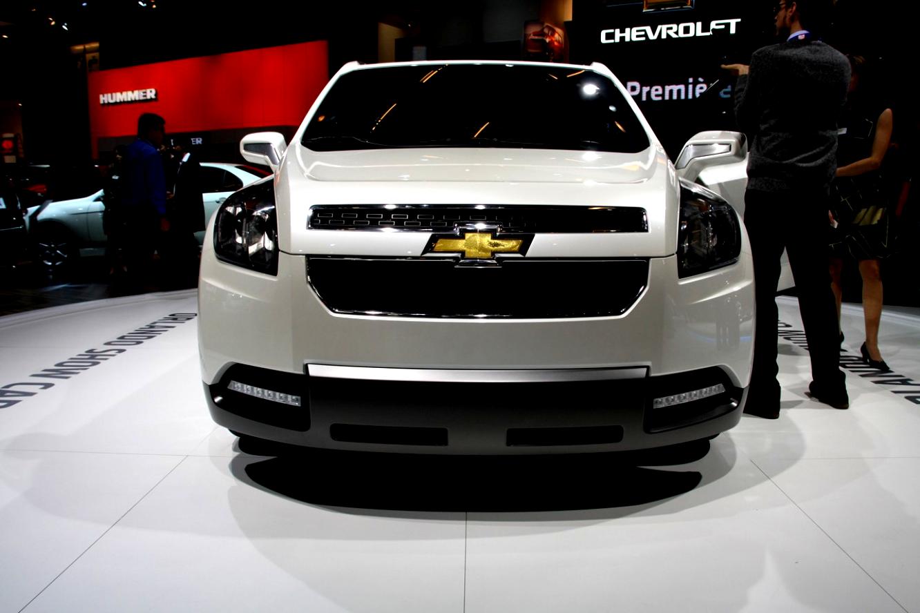 Chevrolet Orlando 2010 #43