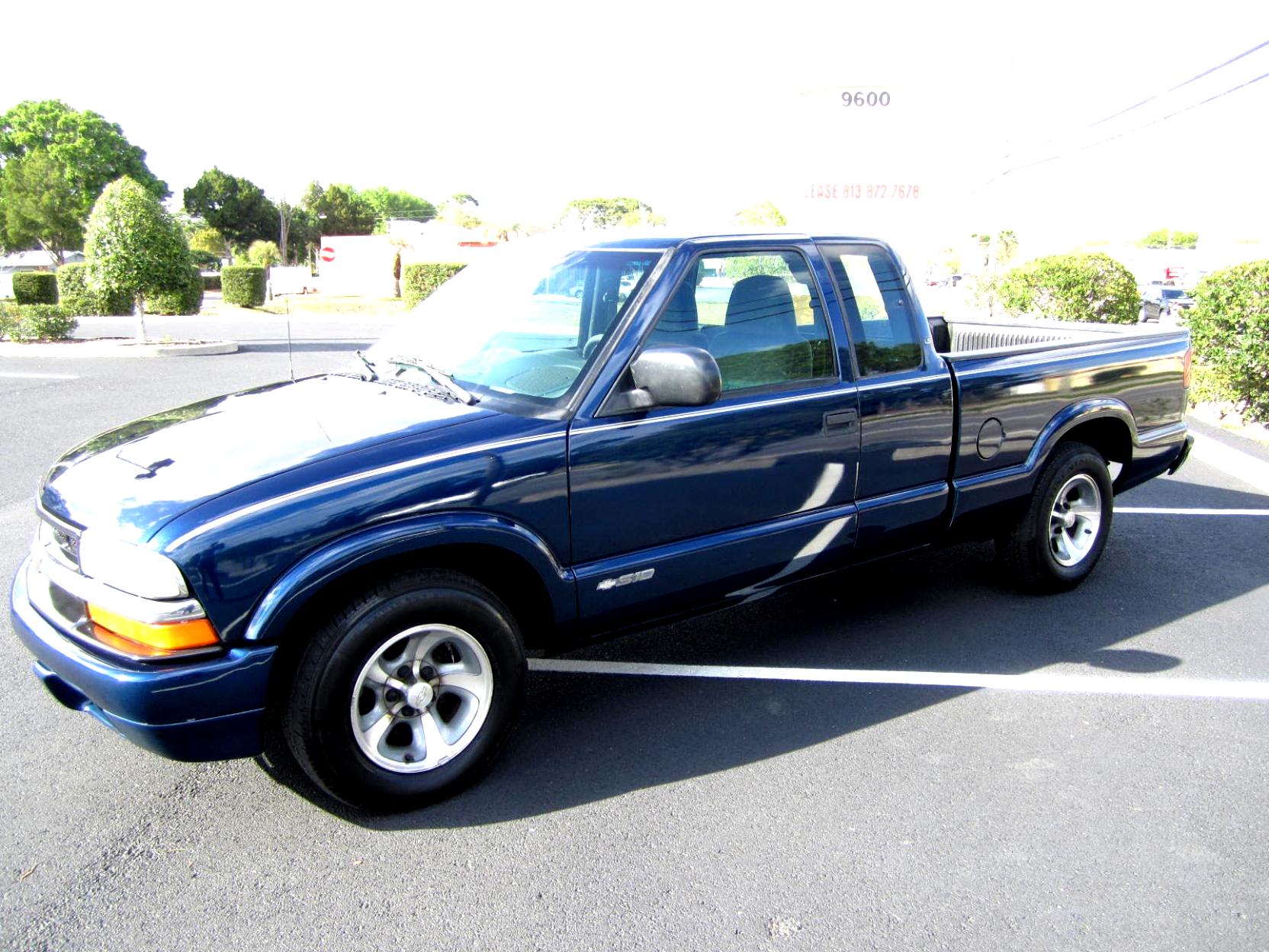 2001 chevy s10 ls extended cab