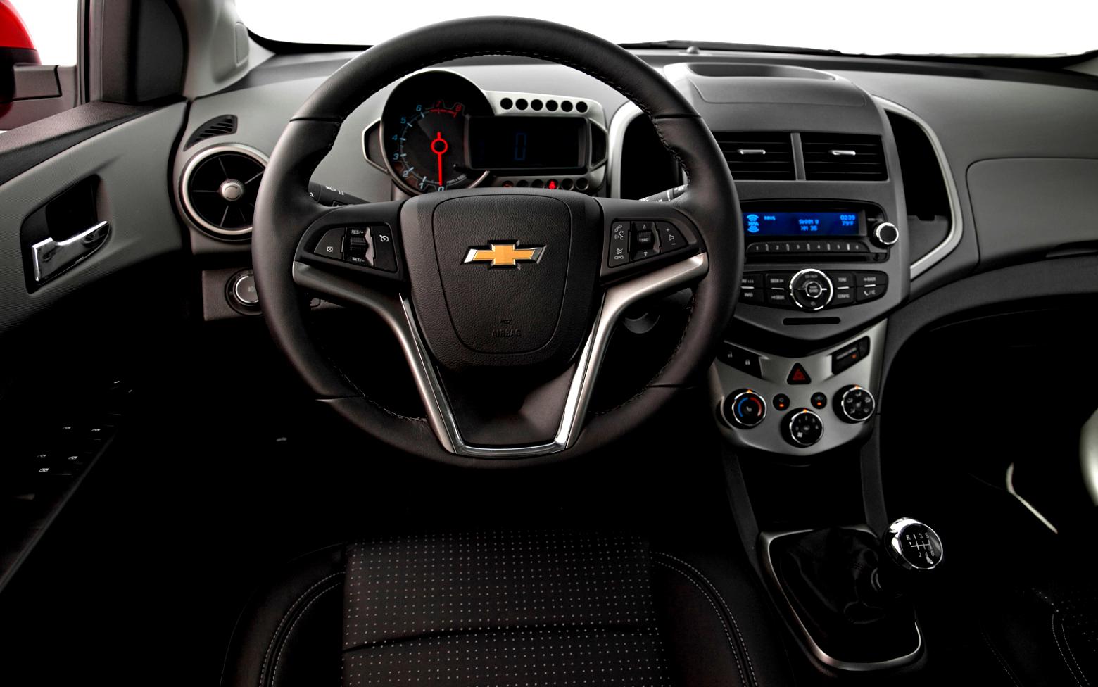 Chevrolet Sonic RS 2012 #12