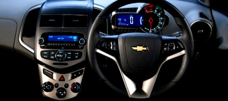 Chevrolet Sonic Sedan 2011 #19