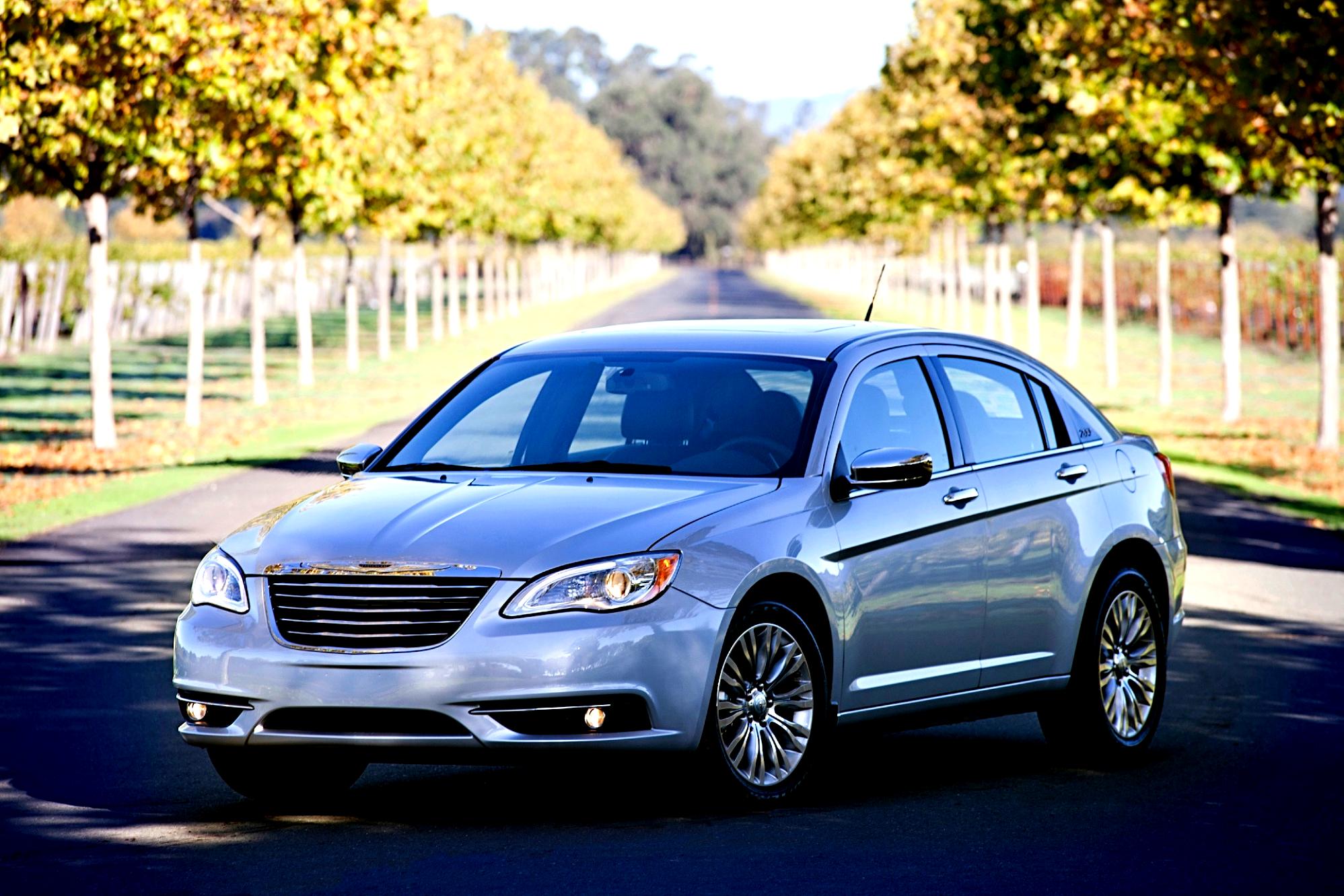 Chrysler 200 2011 #26