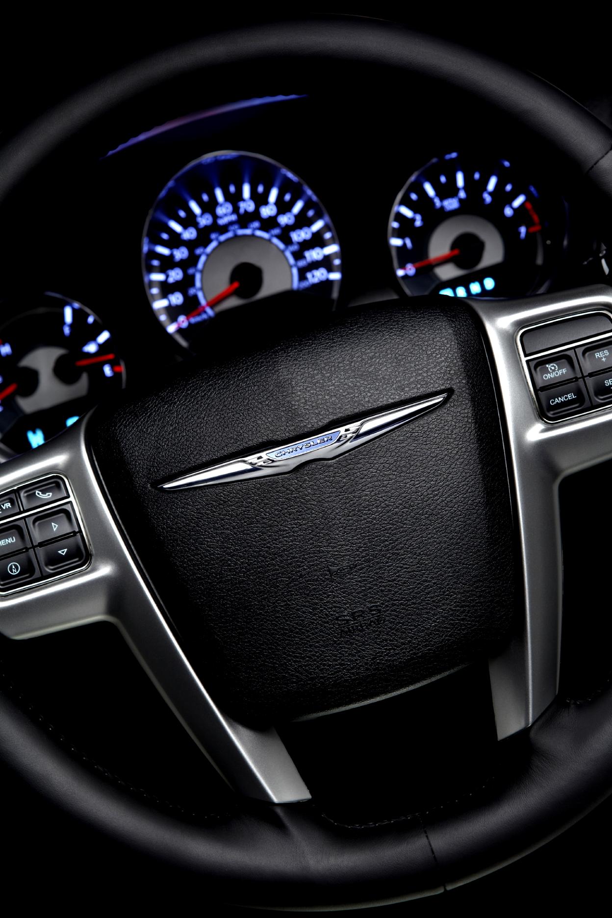 Chrysler 200 Convertible 2011 #91