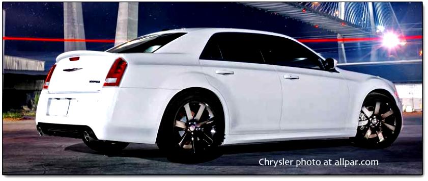 Chrysler 300 SRT8 2011 #49