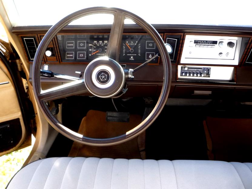 Chrysler LeBaron 1982 #60