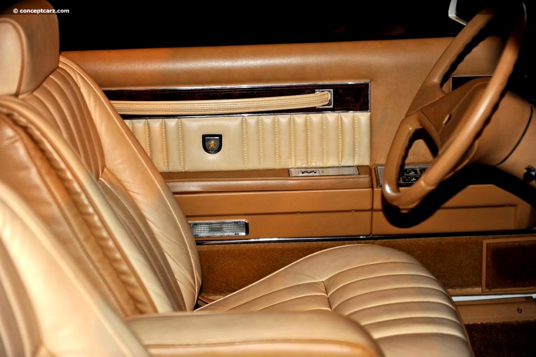 Chrysler LeBaron 1982 #62