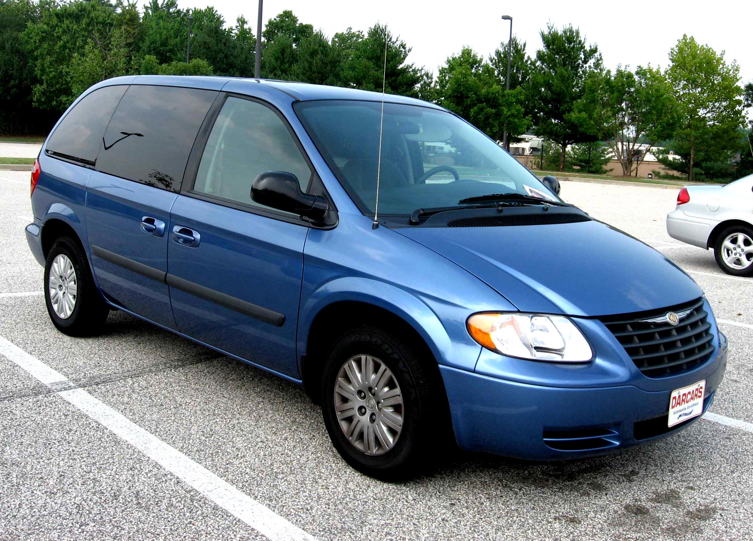 Chrysler Town & Country 2000 #7