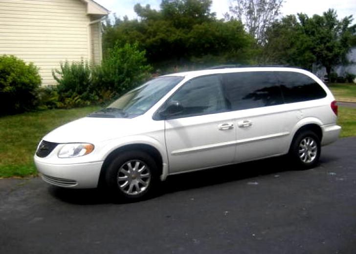 Chrysler Town & Country 2000 #9