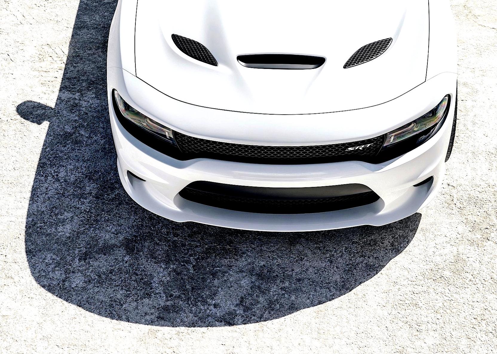 Dodge Charger SRT 2015 #31