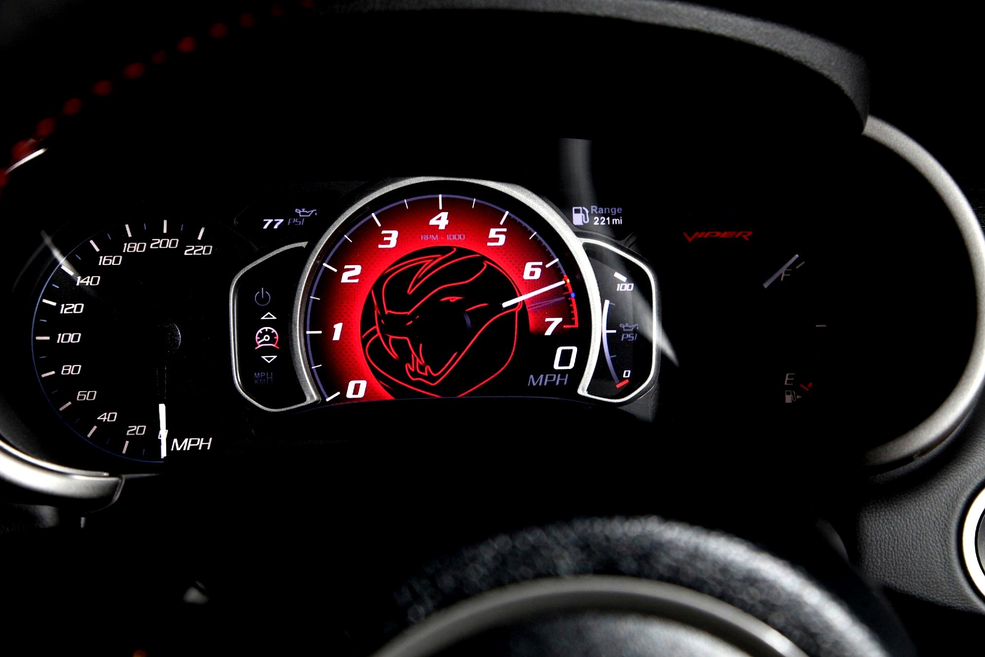 Dodge SRT Viper 2012 #106