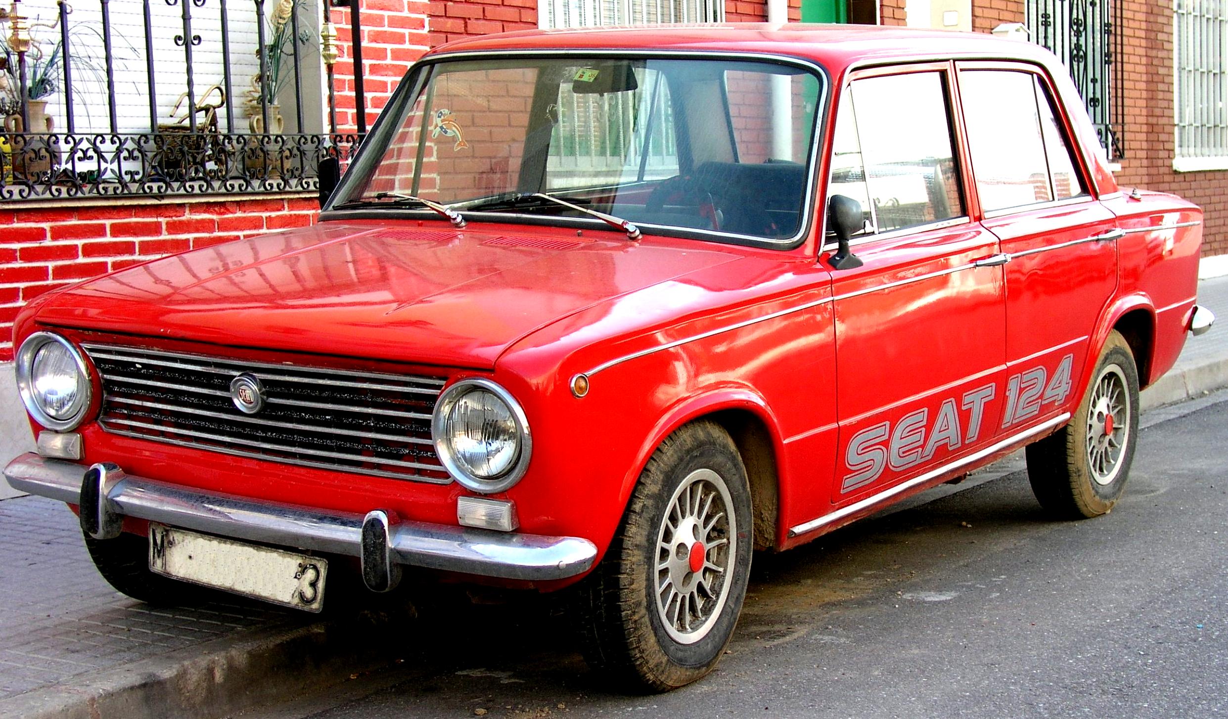 Fiat 124 Saloon 1966 #7