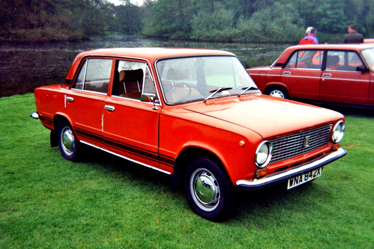 Fiat 124 Saloon 1966 #8