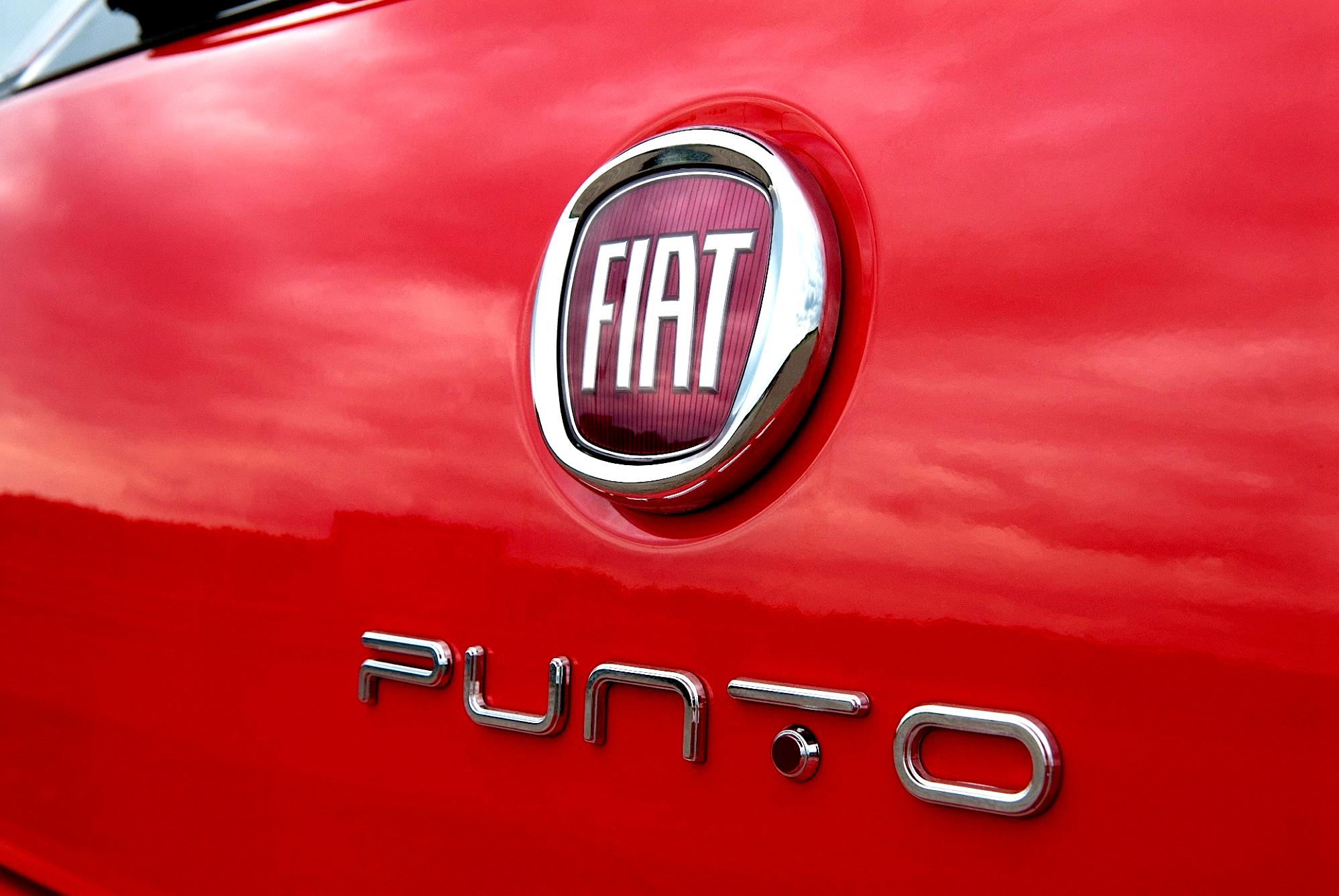 Fiat Punto 5 Doors 2012 #27