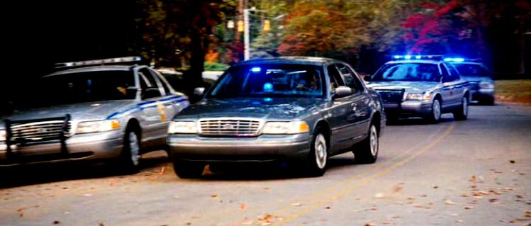 Ford Crown Victoria 1998 #24