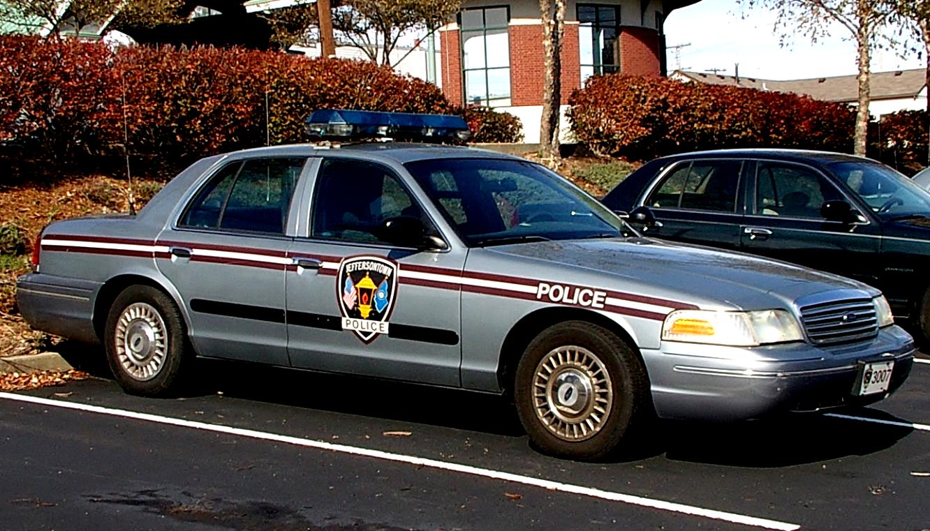 Ford crown victoria фото