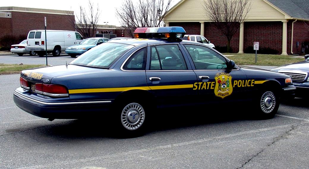 Ford Crown Victoria 1998 #55