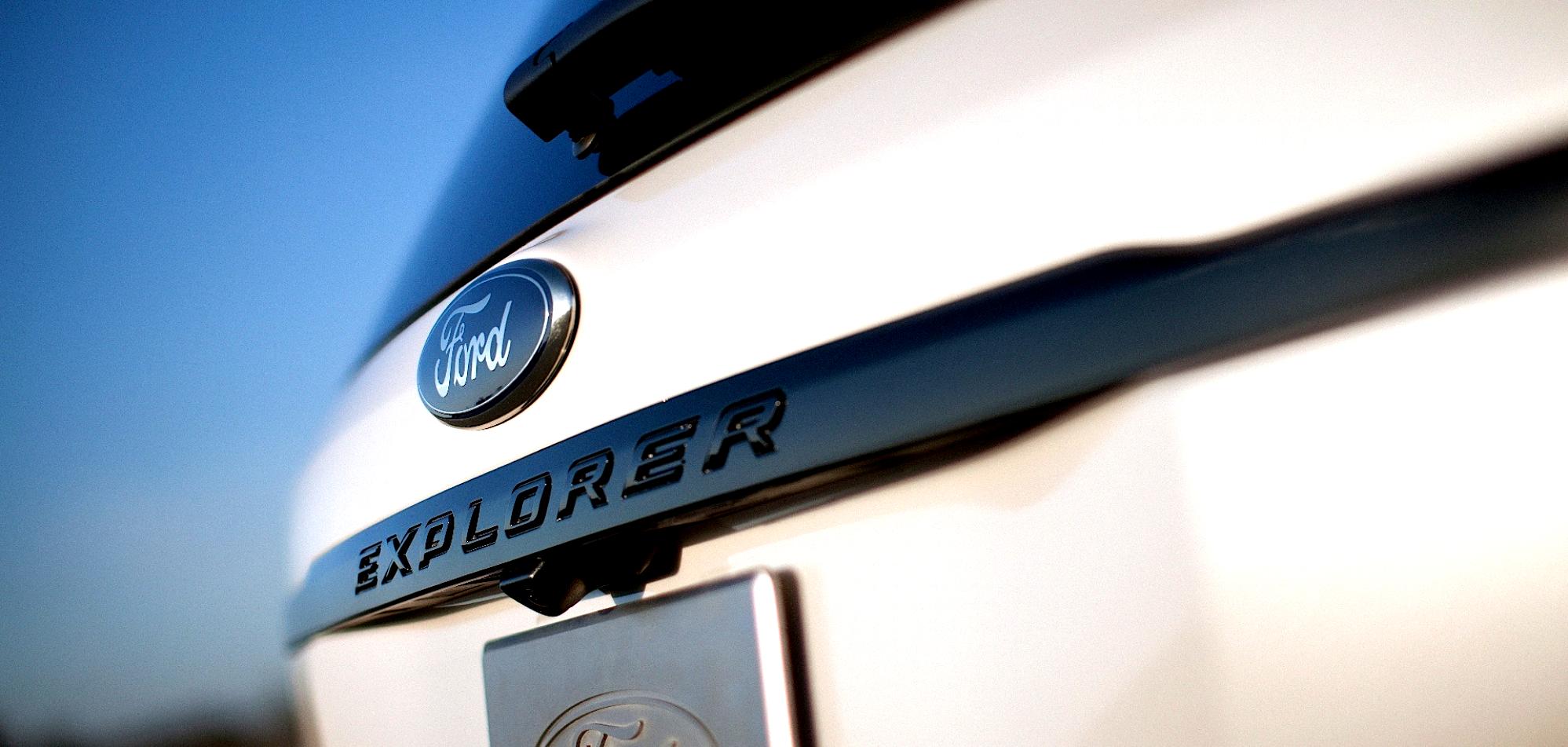 Ford Explorer 2010 #26
