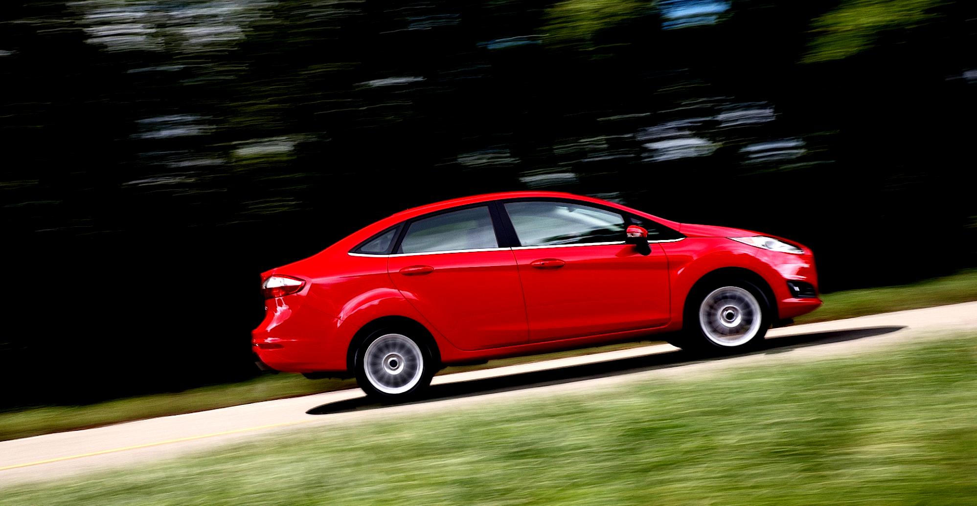 Ford Fiesta Sedan 2011 #82