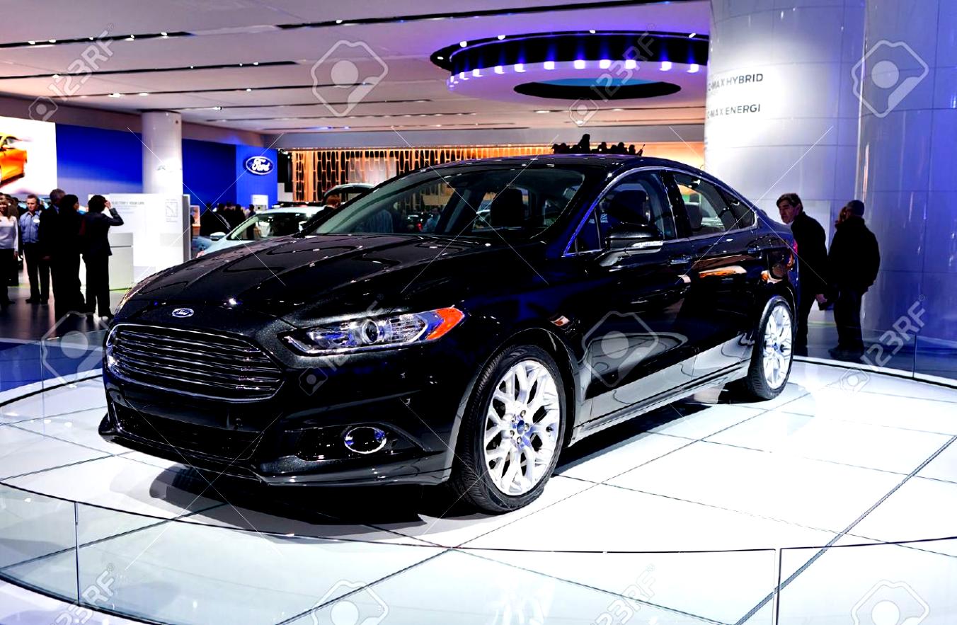 Ford Fusion North American 2012 #4
