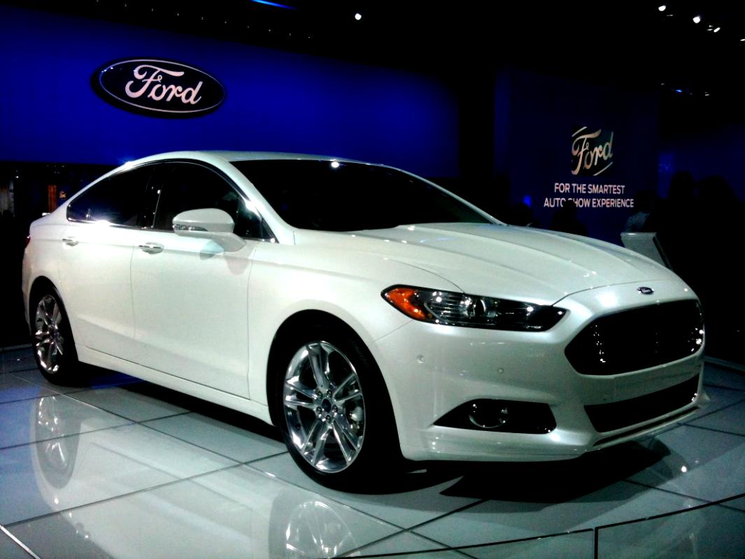 Ford Fusion North American 2012 #35