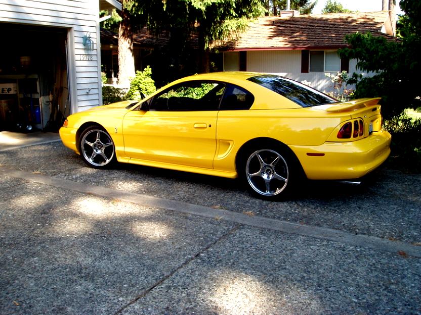 Ford Mustang 1998 #24