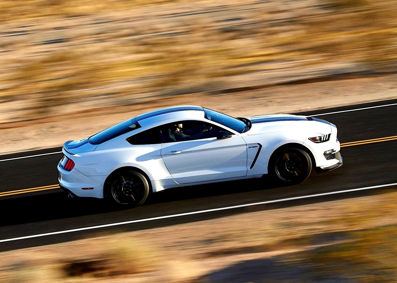 Ford Mustang Shelby GT350 2015 #17