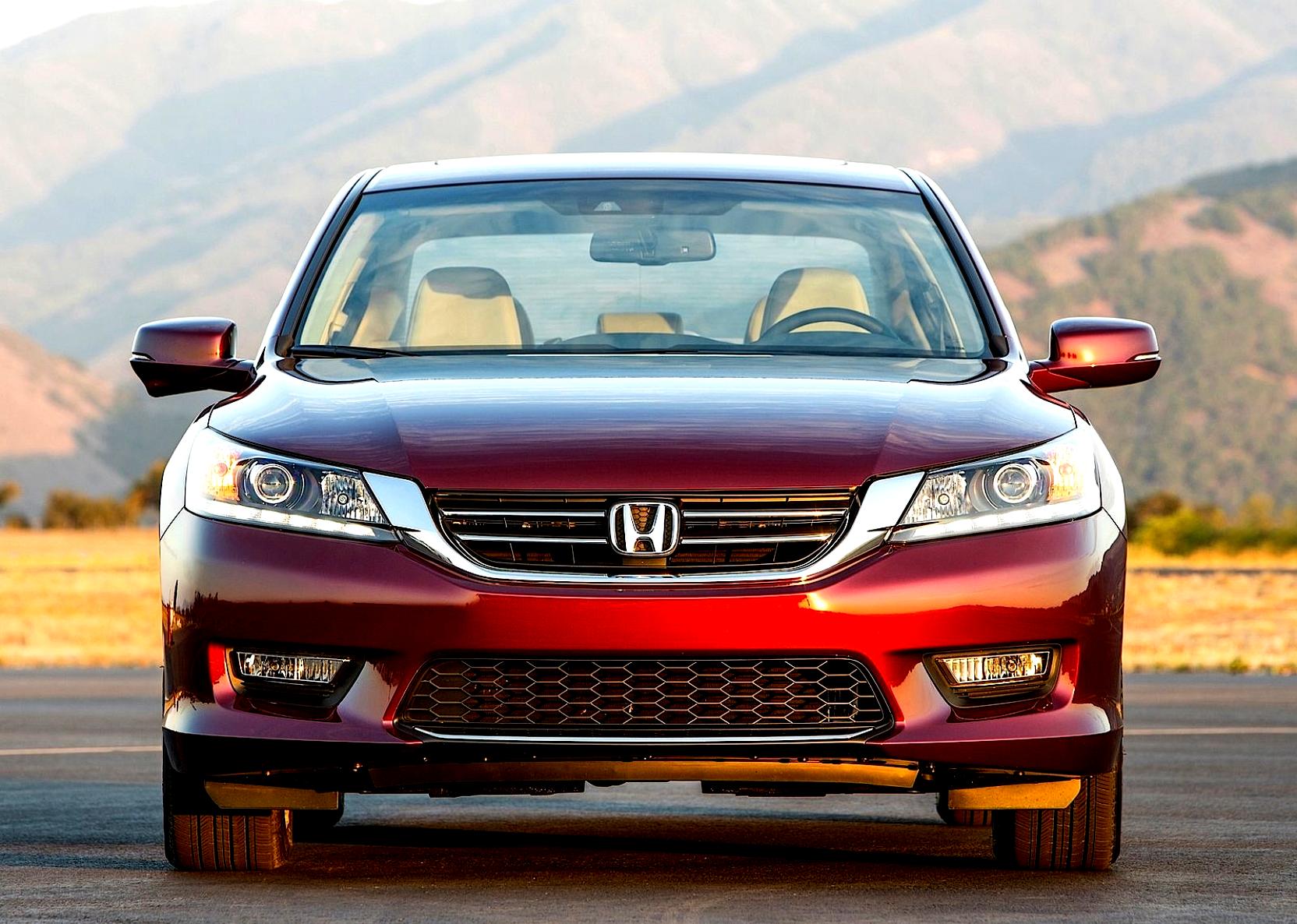 Honda Accord 2012 #13