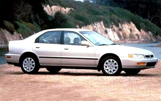 Honda Accord 4 Doors 1993 #9