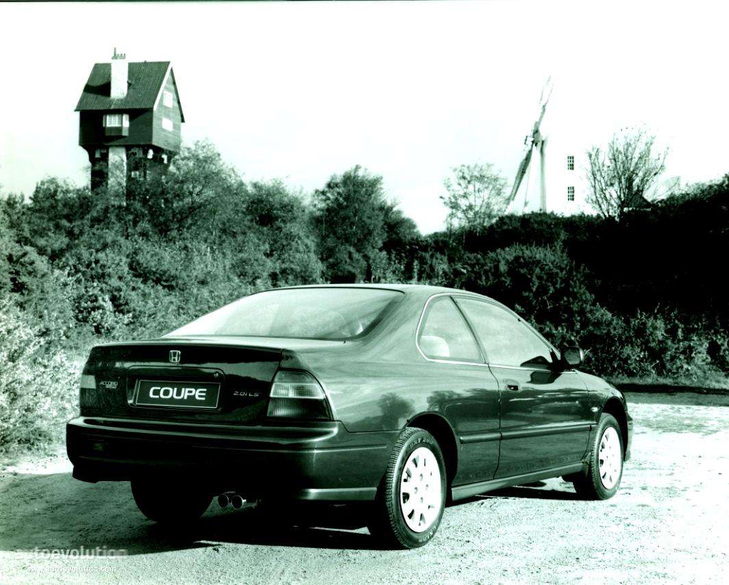 Honda Accord Coupe 1994 #13