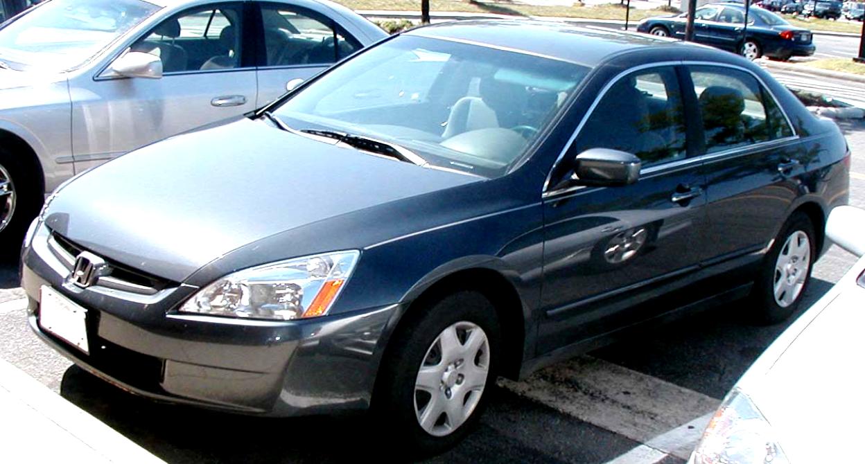 Honda Accord Sedan US 2002 #59