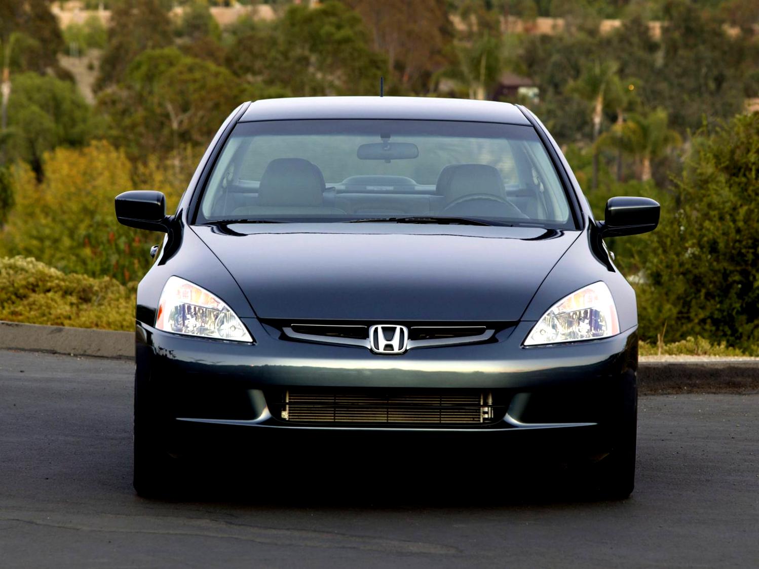 Honda Accord Sedan US 2005 #1