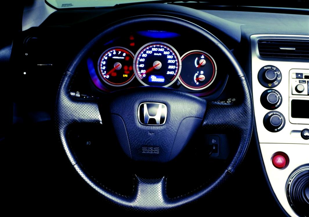 Honda Civic 3 Doors 2003 #2