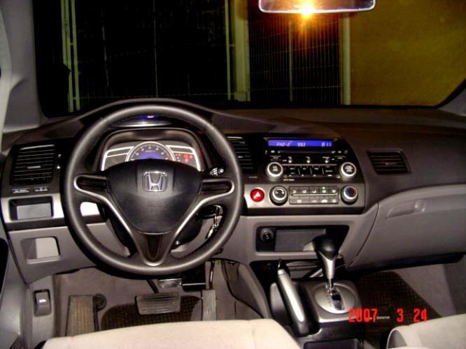 Honda Civic 5 Doors 2008 #10