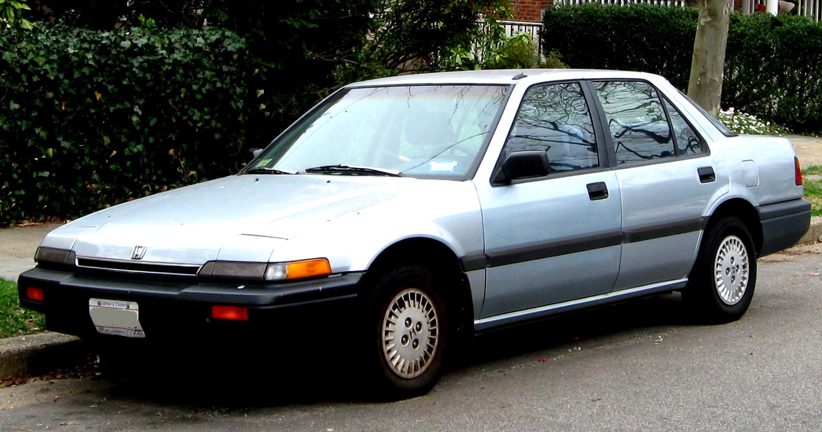 Honda Civic Sedan 1987 #9