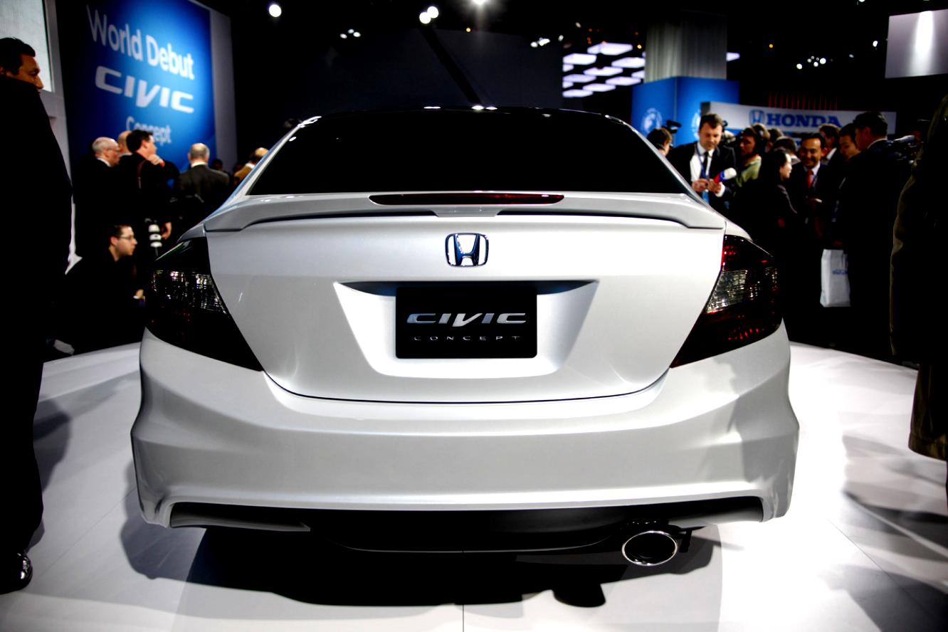 Honda Civic Sedan 2012 #25