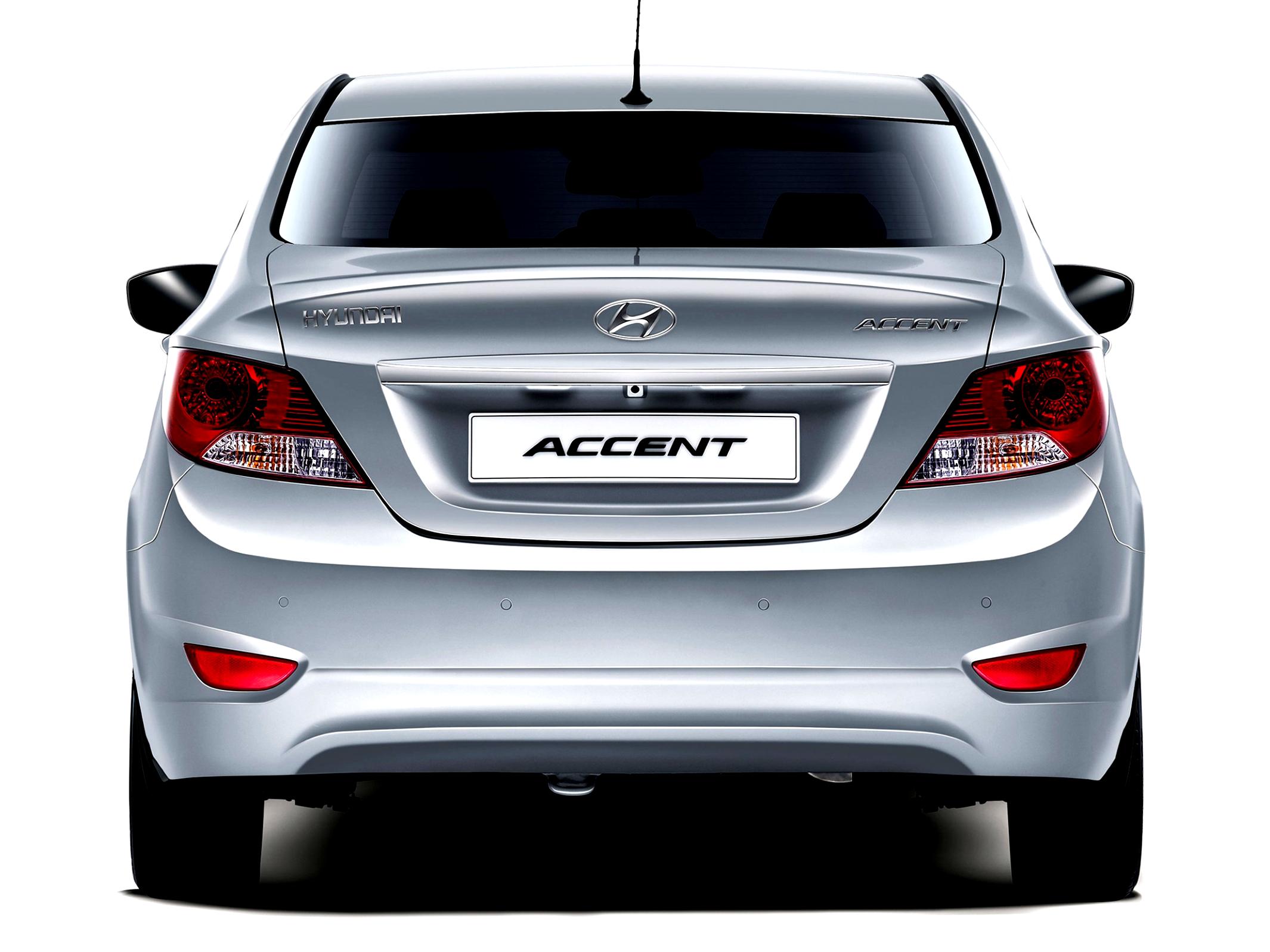 Hyundai Accent 4 Doors 2011 #37